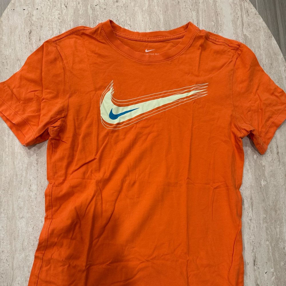 Nike shirt